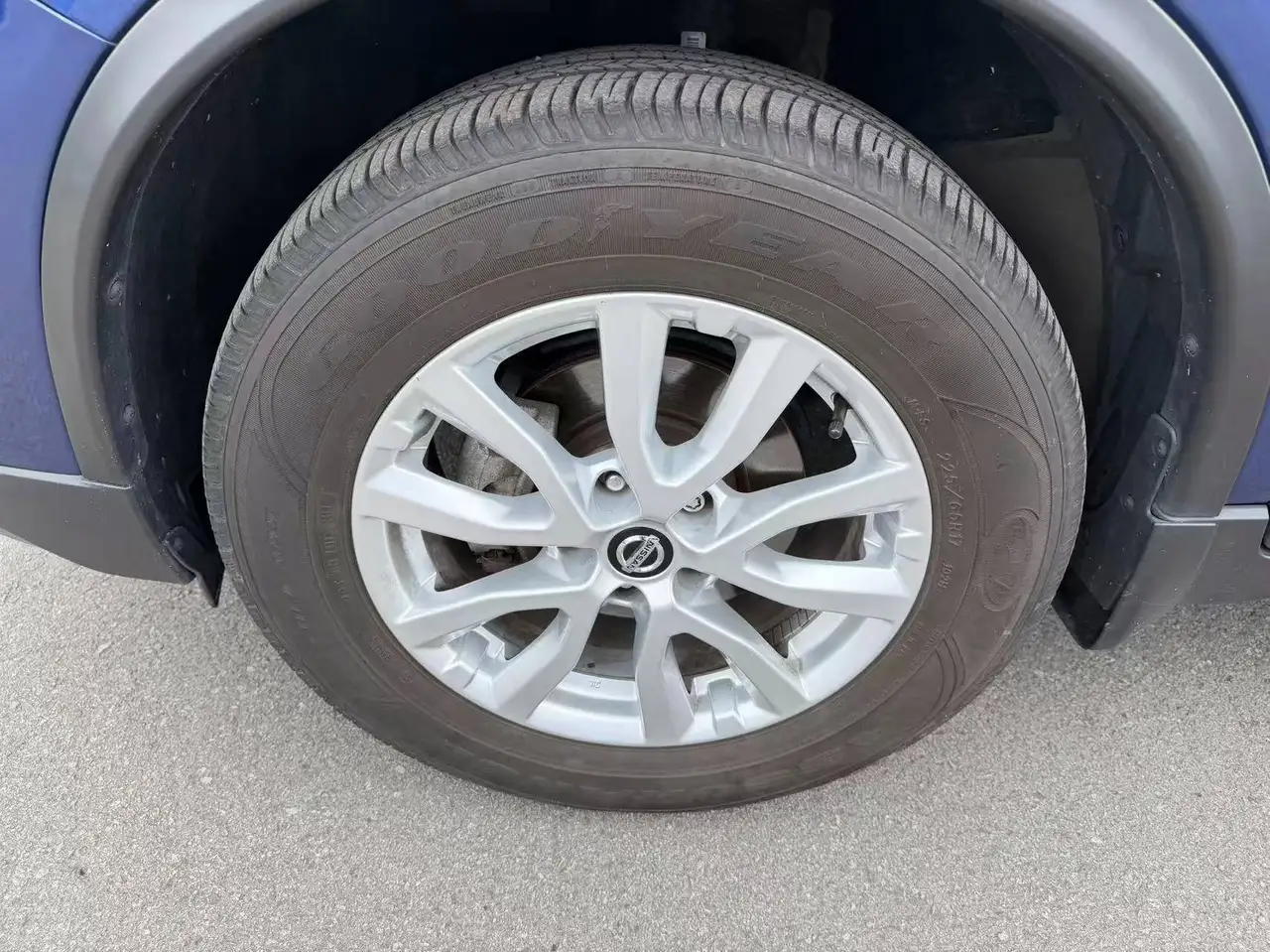Nissan Rogue снимка Nissan Rogue