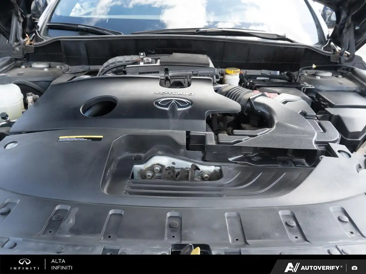 Infiniti QX55 снимка Infiniti QX55