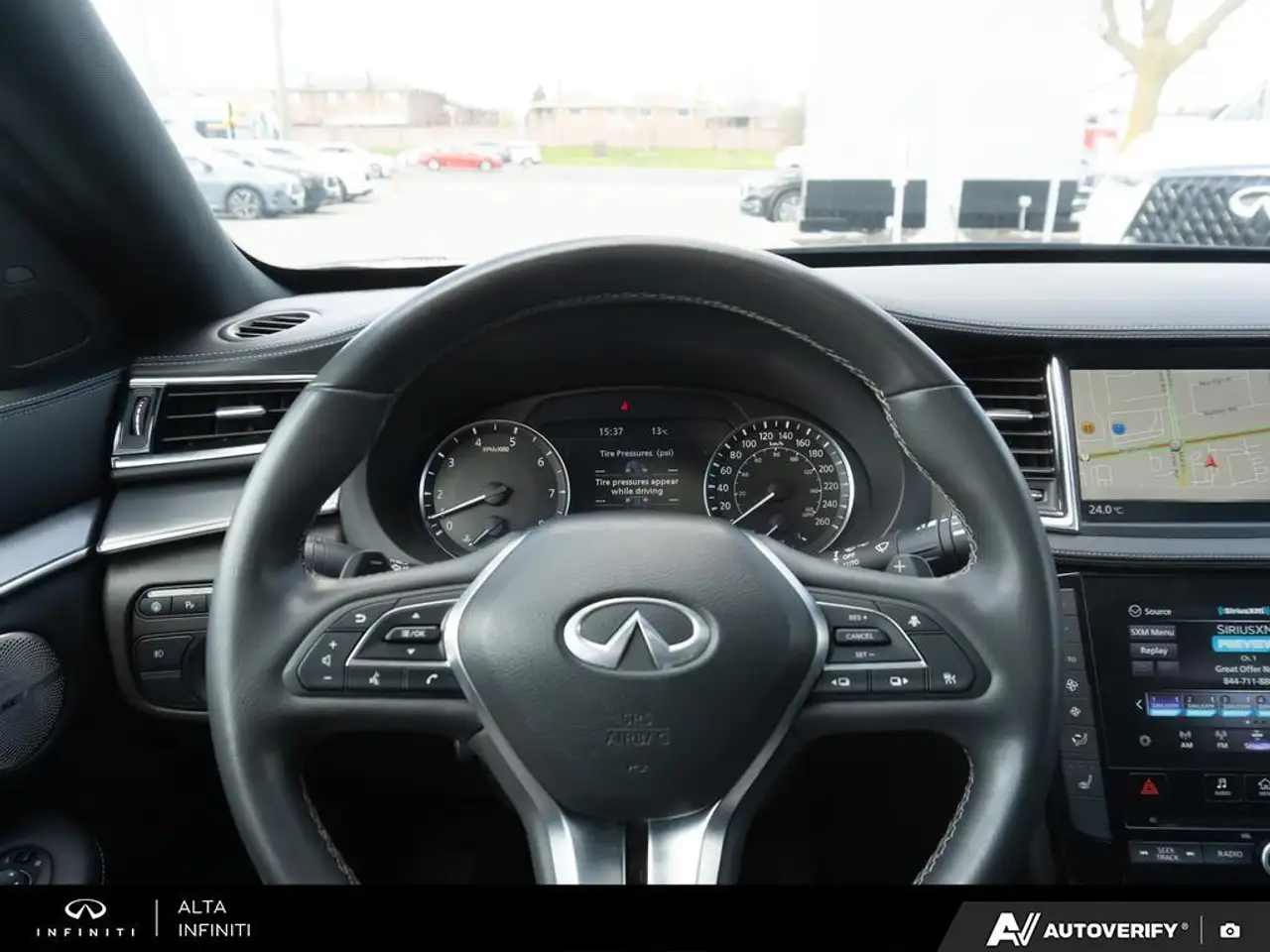 Infiniti QX55 снимка Infiniti QX55
