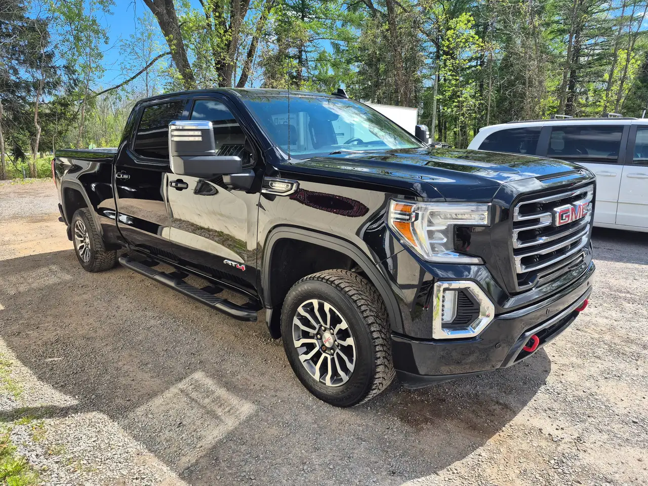 GMC Sierra 1500 photo GMC Sierra 1500