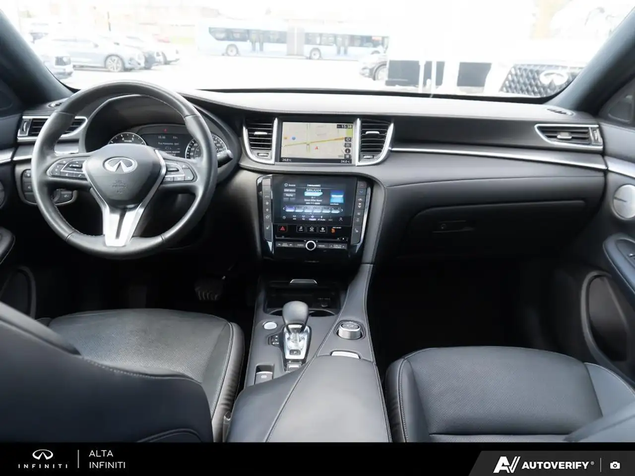 Infiniti QX55 снимка Infiniti QX55
