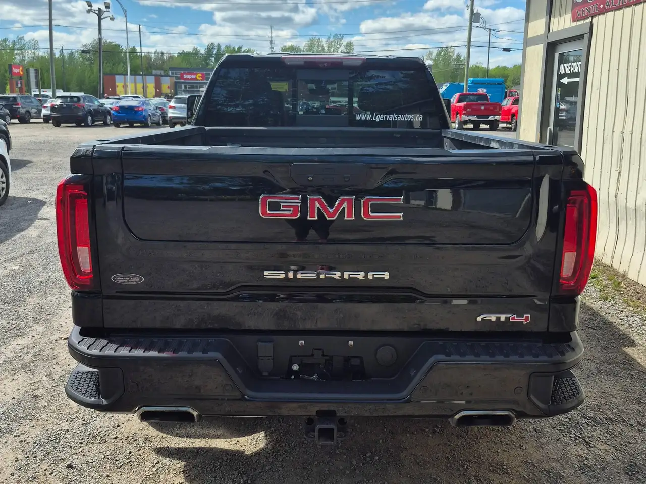 GMC Sierra 1500 photo GMC Sierra 1500