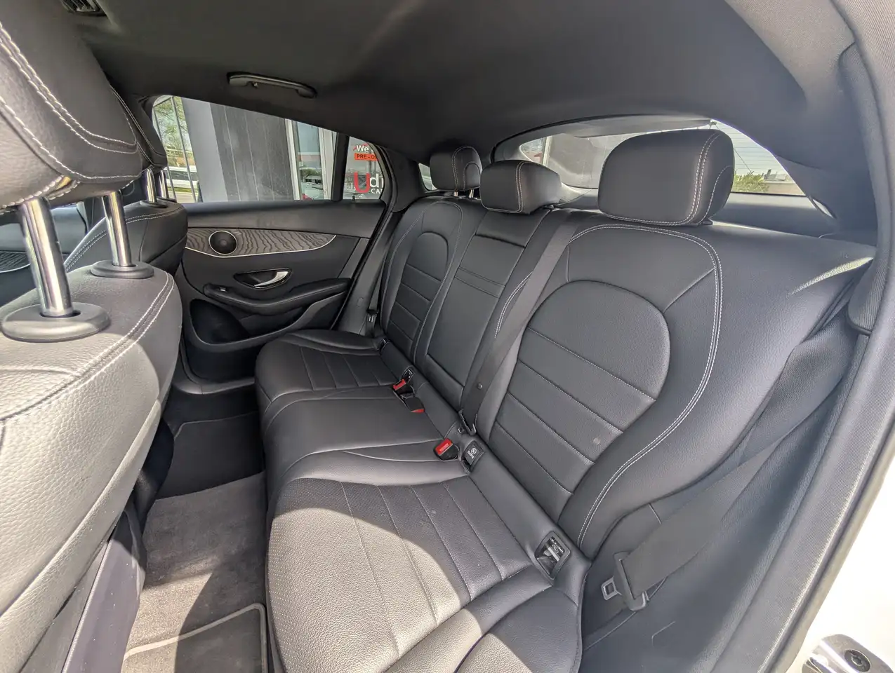 Mercedes-Benz GLC снимка Mercedes-Benz GLC