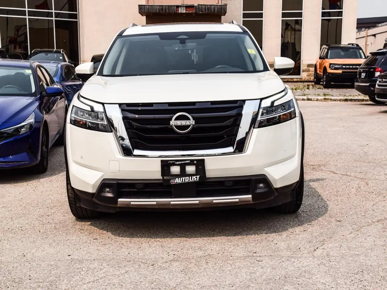 Nissan Pathfinder photo Nissan Pathfinder