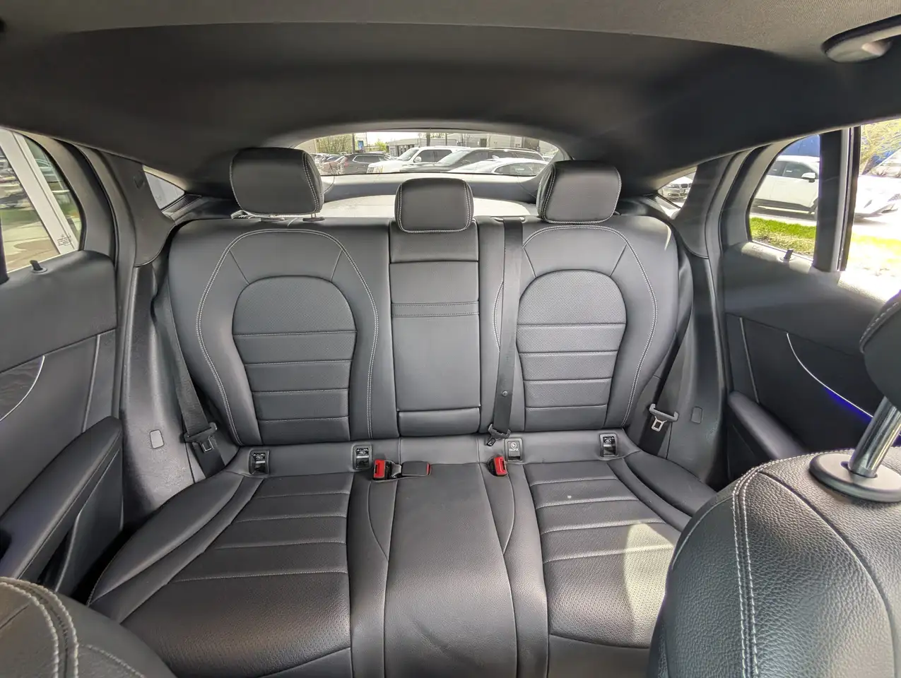 Mercedes-Benz GLC снимка Mercedes-Benz GLC