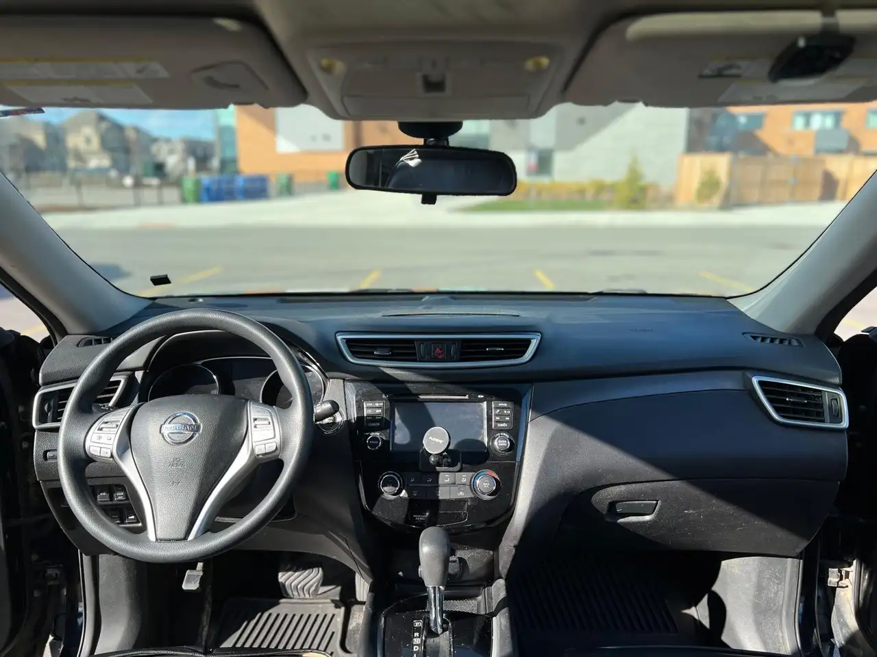 Nissan Rogue fotografie Nissan Rogue