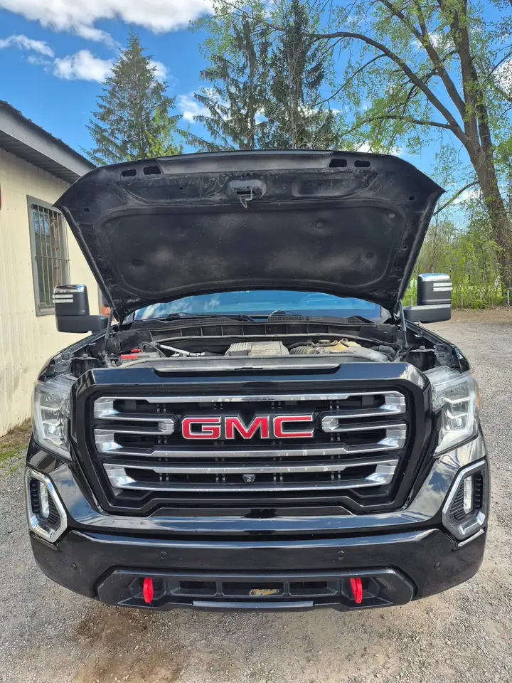 GMC Sierra 1500 photo GMC Sierra 1500