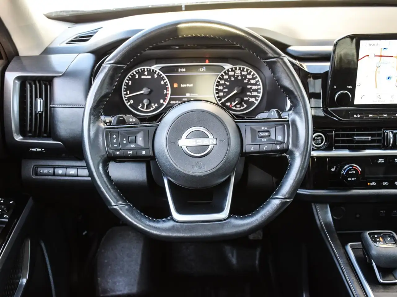 Nissan Pathfinder photo Nissan Pathfinder