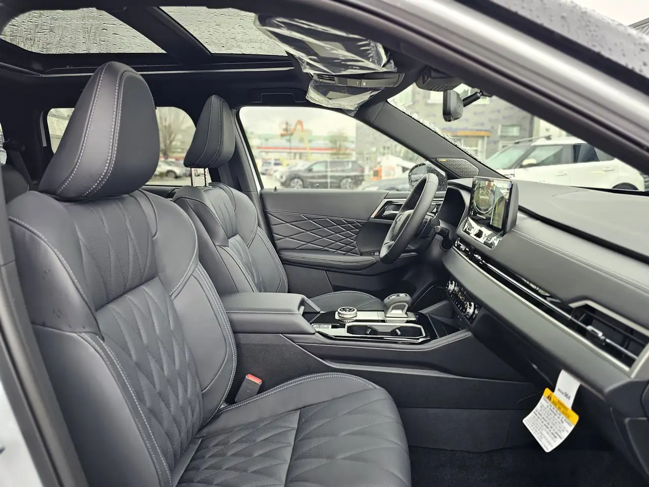Mitsubishi Outlander fotografie Mitsubishi Outlander