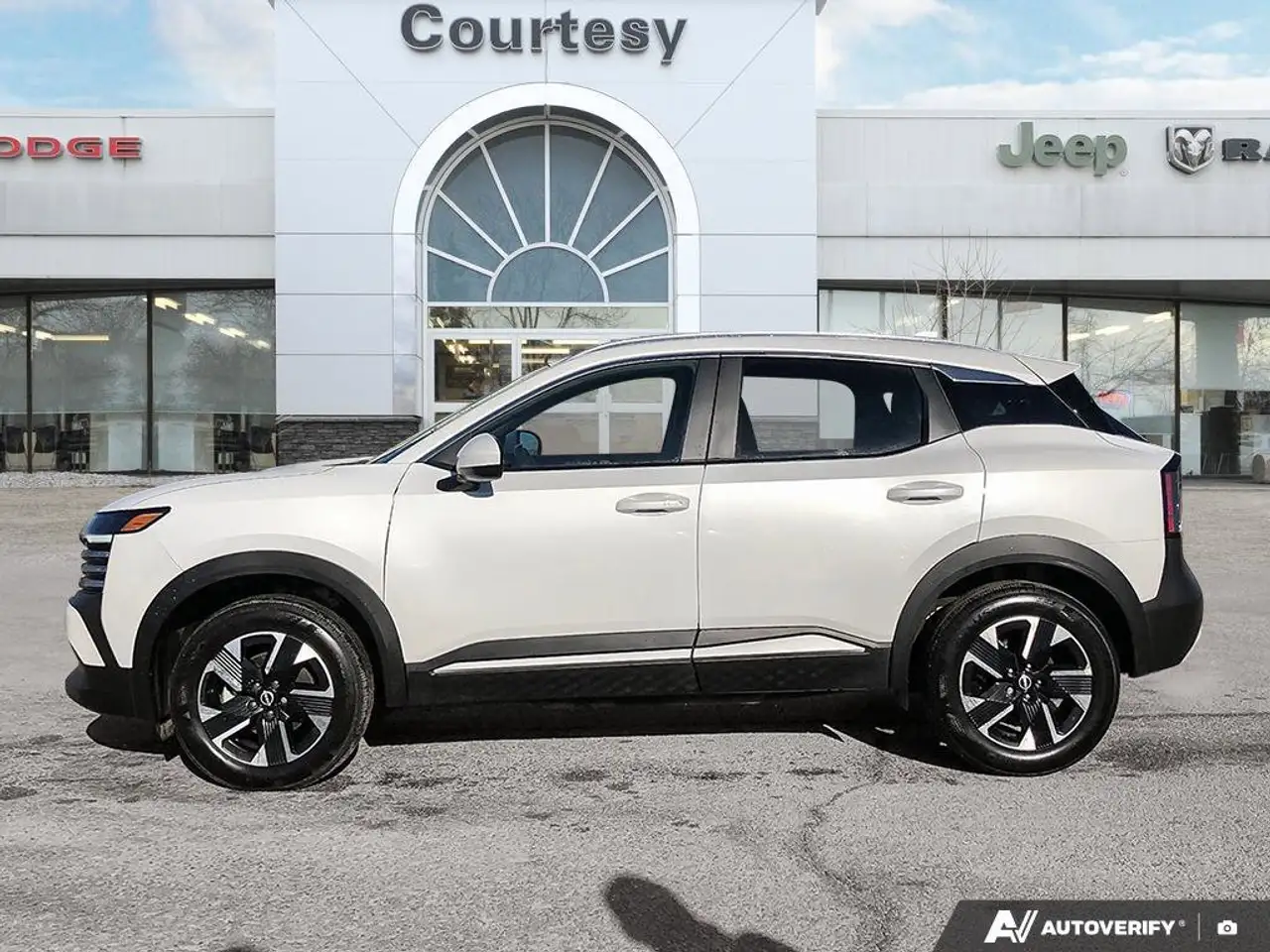 Nissan Kicks снимка Nissan Kicks