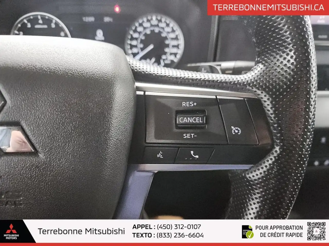Mitsubishi Outlander снимка Mitsubishi Outlander