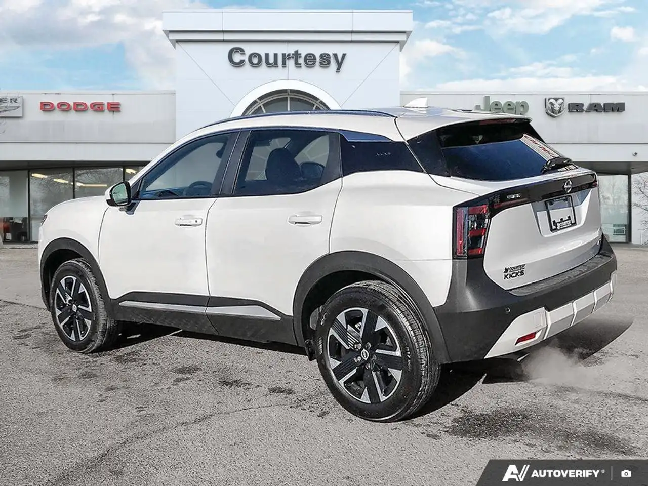 Nissan Kicks снимка Nissan Kicks