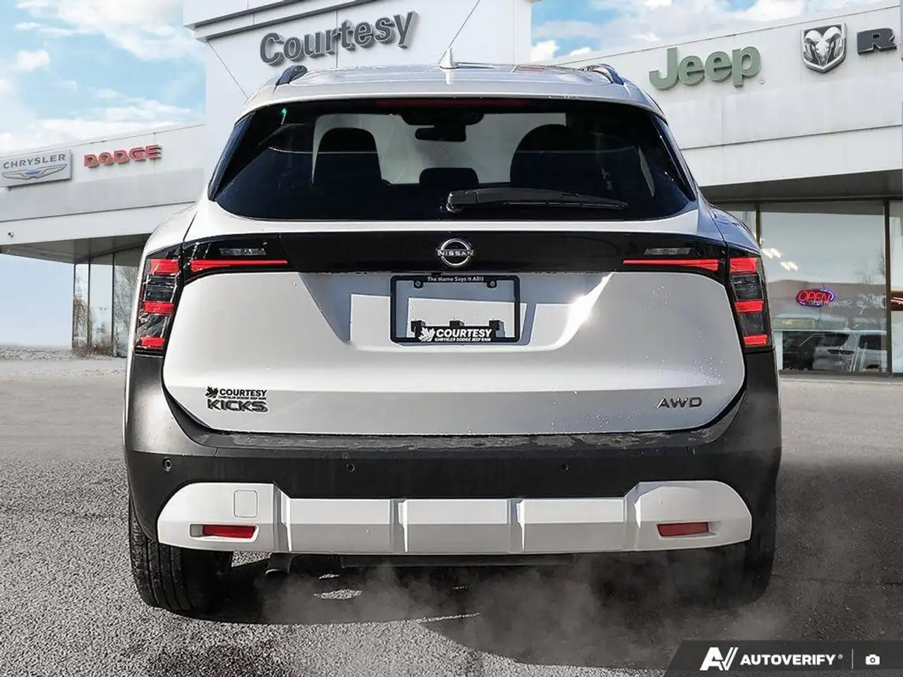 Nissan Kicks снимка Nissan Kicks