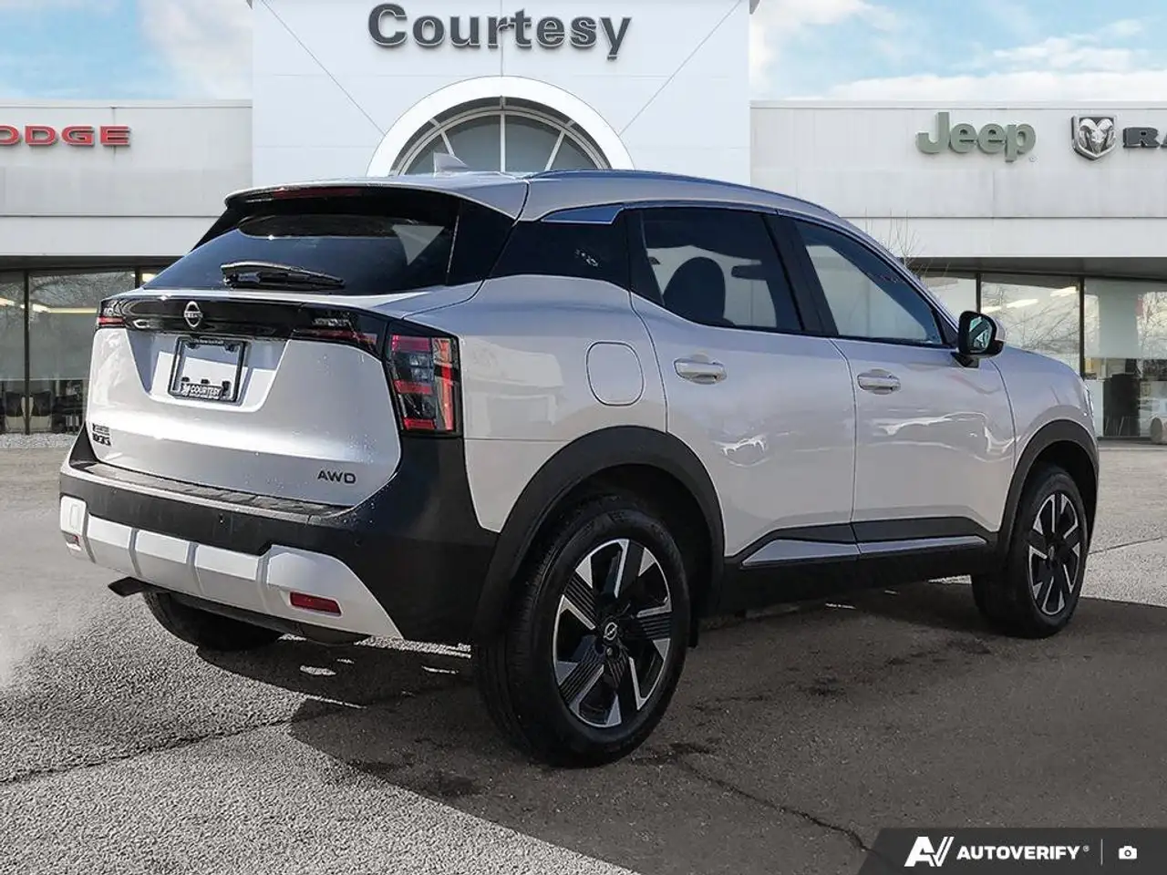 Nissan Kicks снимка Nissan Kicks