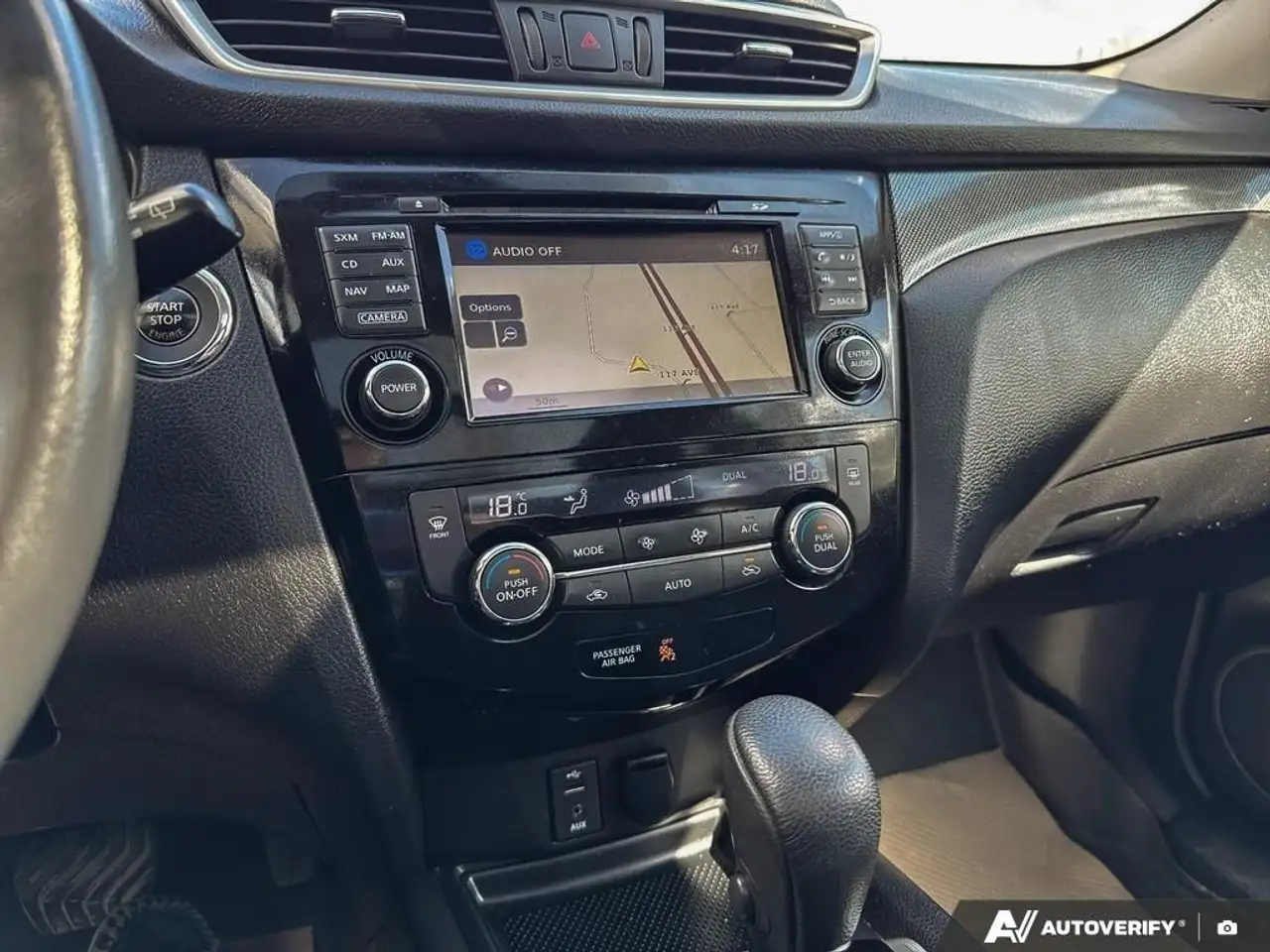 Nissan Rogue photo Nissan Rogue