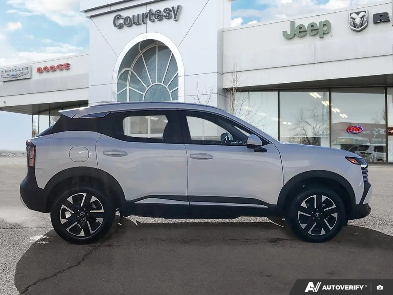 Nissan Kicks снимка Nissan Kicks