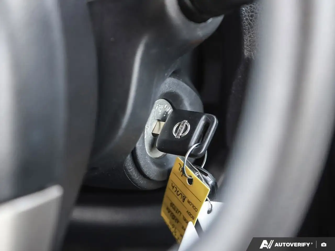 Nissan Versa снимка Nissan Versa