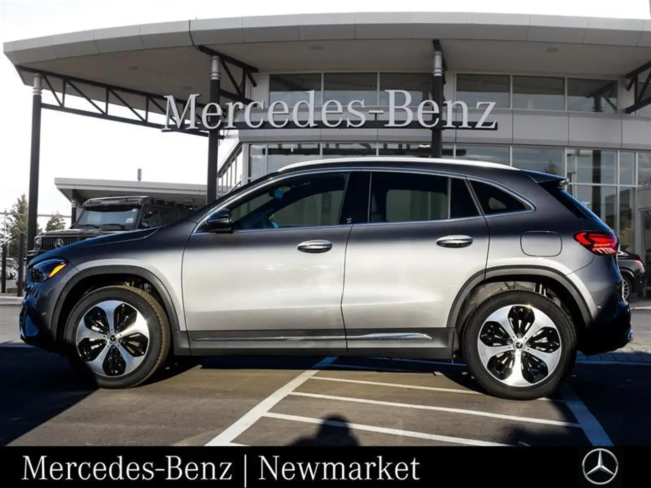 Mercedes-Benz GLA снимка Mercedes-Benz GLA