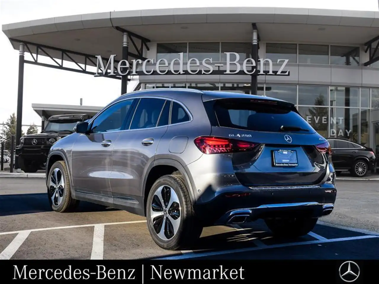 Mercedes-Benz GLA снимка Mercedes-Benz GLA