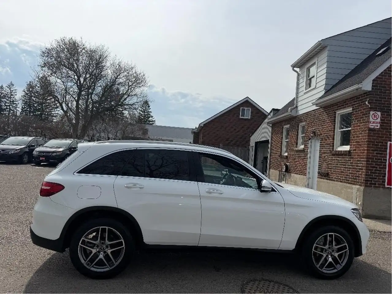 Mercedes-Benz GLC снимка Mercedes-Benz GLC