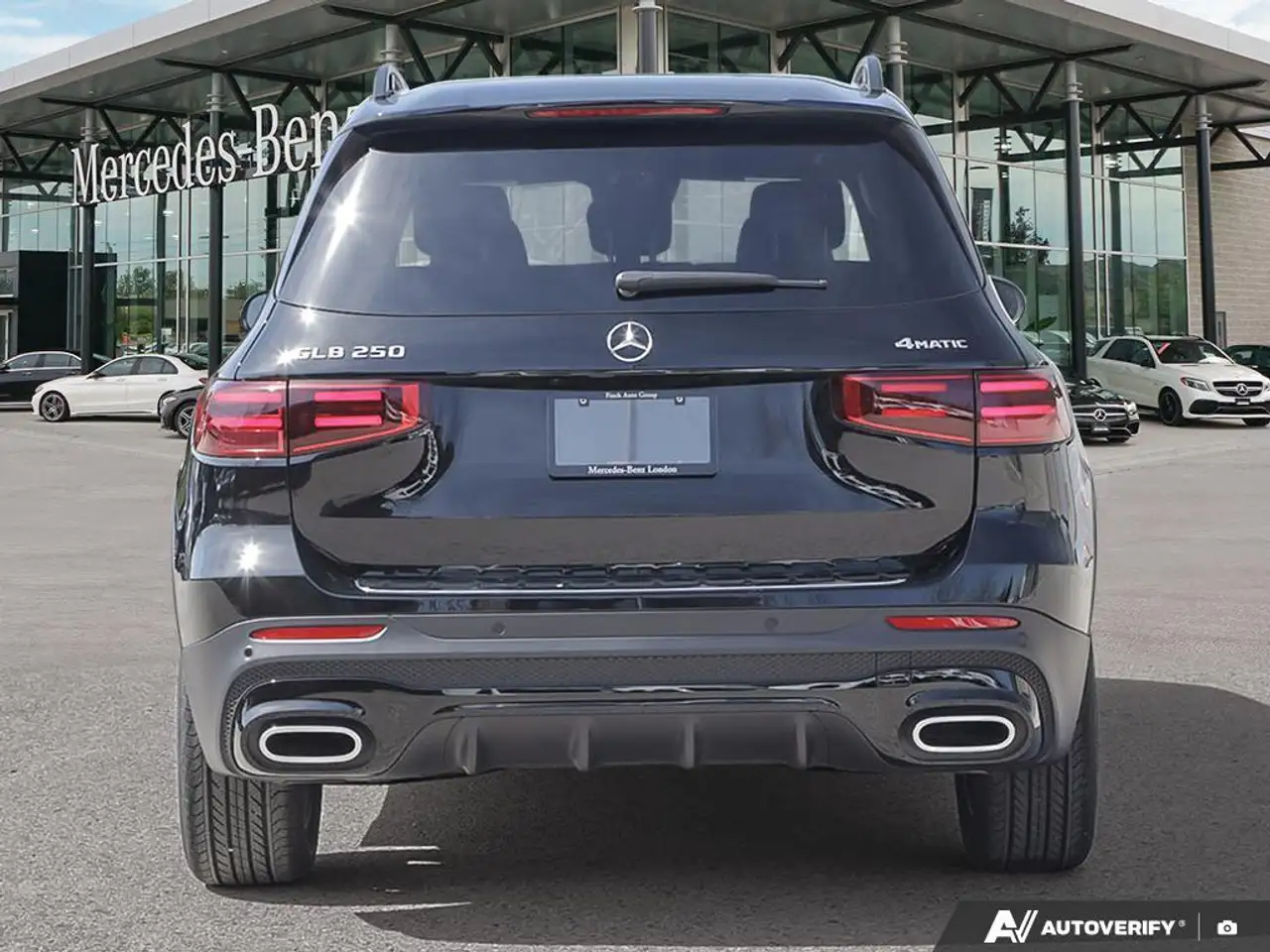 Mercedes-Benz GLB fotografie Mercedes-Benz GLB
