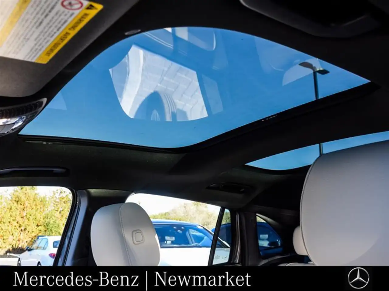 Mercedes-Benz GLA снимка Mercedes-Benz GLA