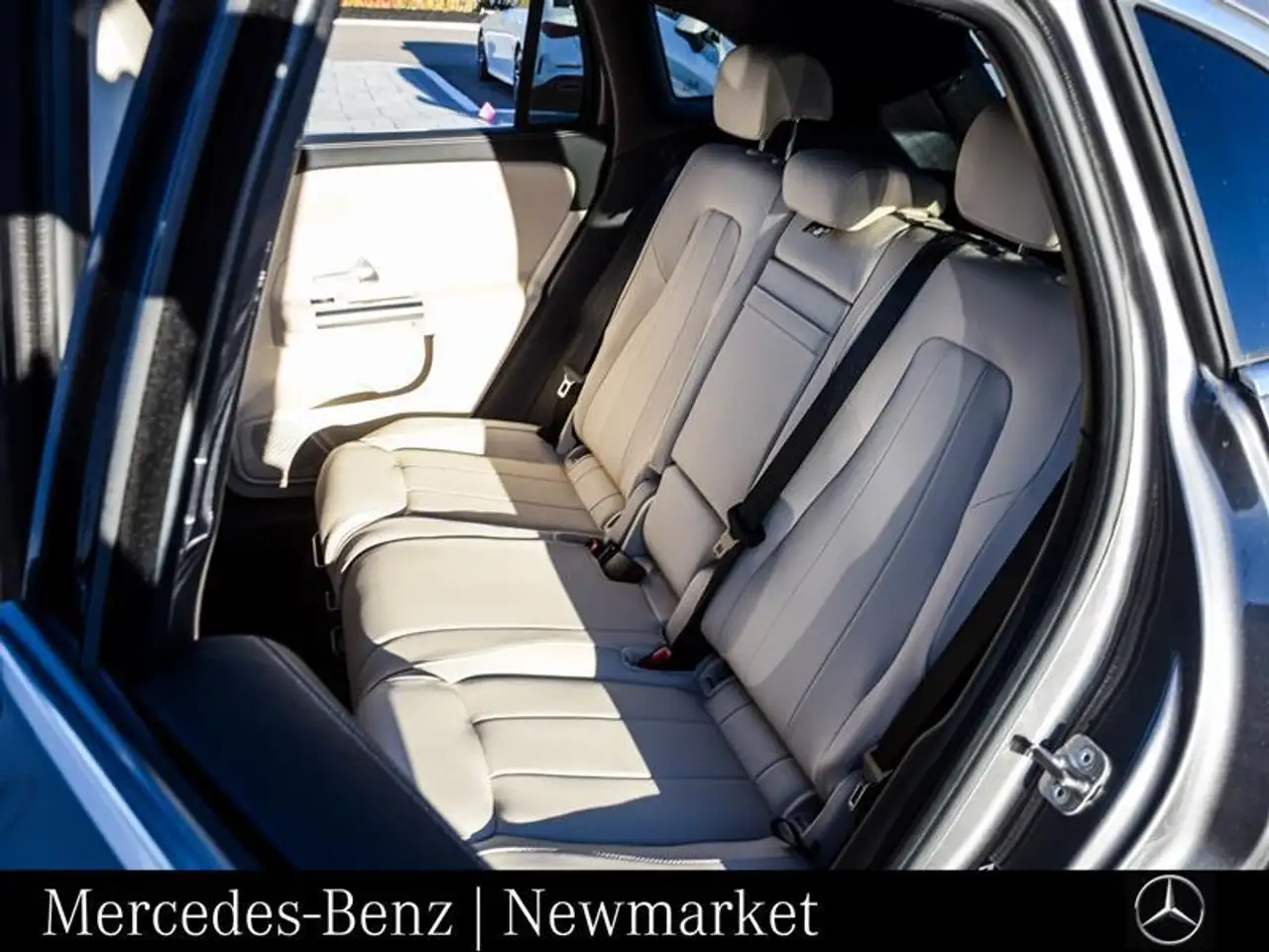 Mercedes-Benz GLA снимка Mercedes-Benz GLA
