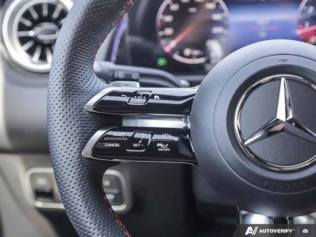 Mercedes-Benz GLB fotografie Mercedes-Benz GLB