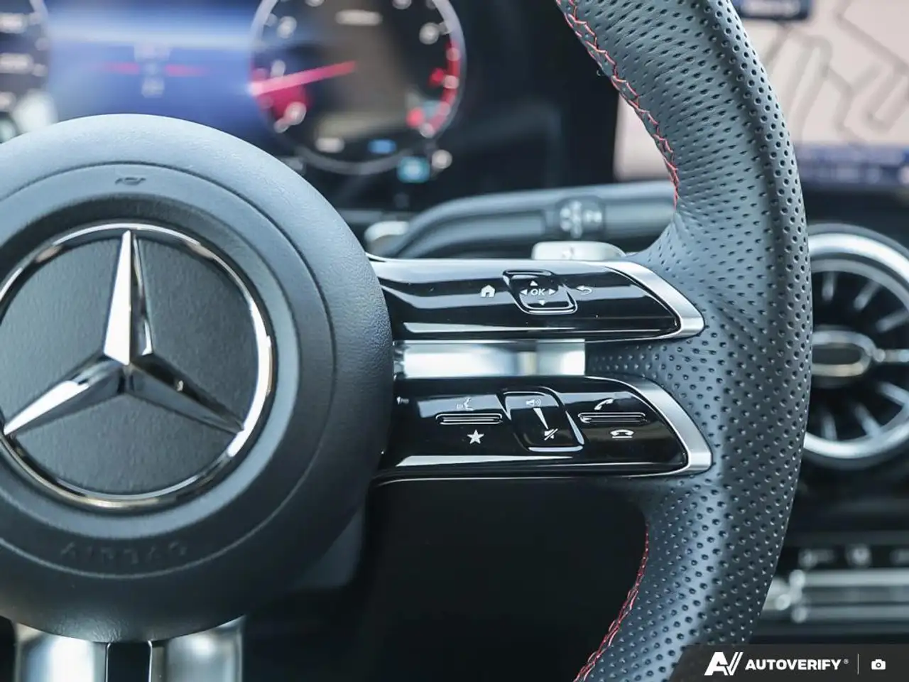 Mercedes-Benz GLB fotografie Mercedes-Benz GLB