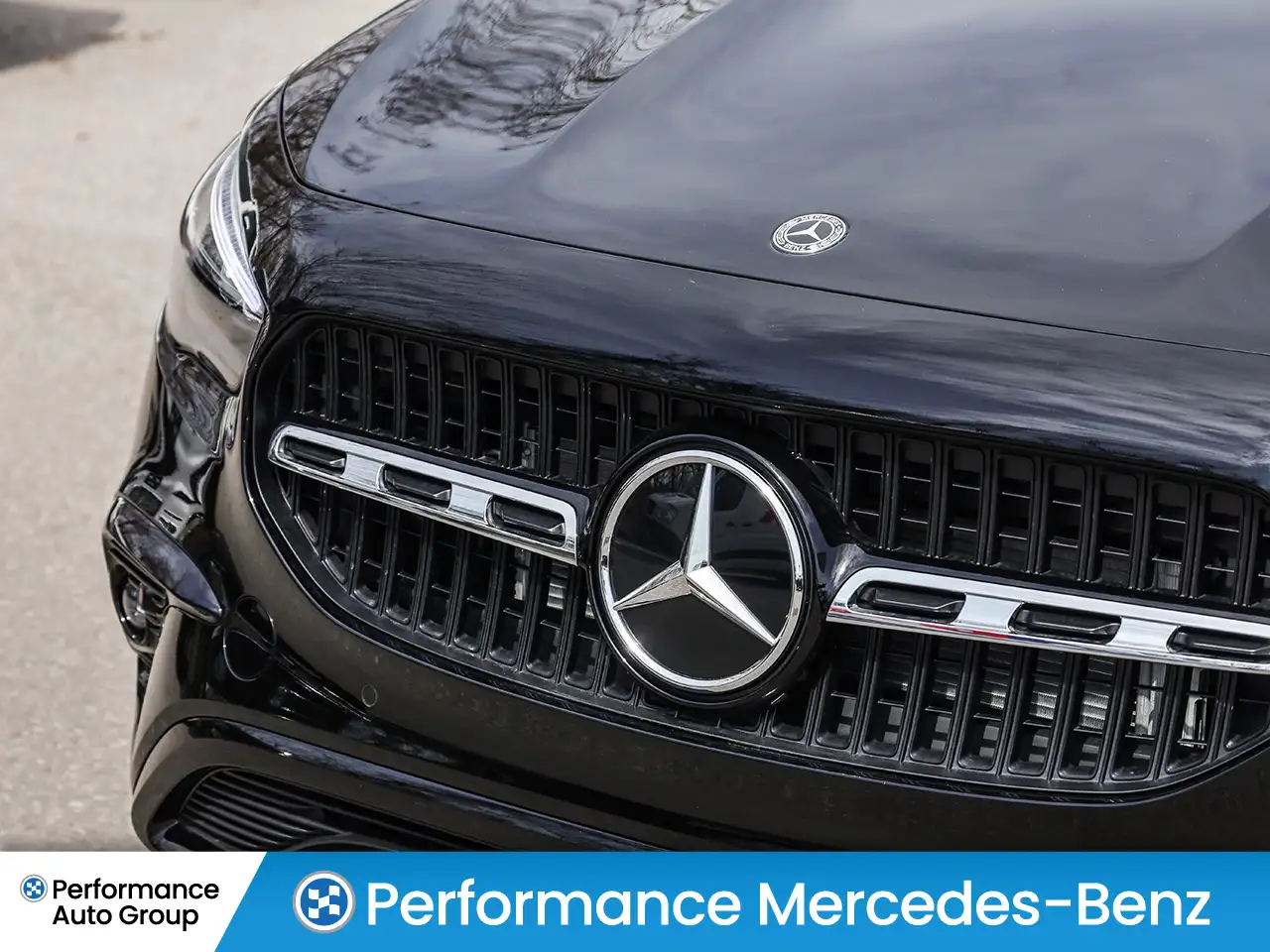Mercedes-Benz GLA снимка Mercedes-Benz GLA