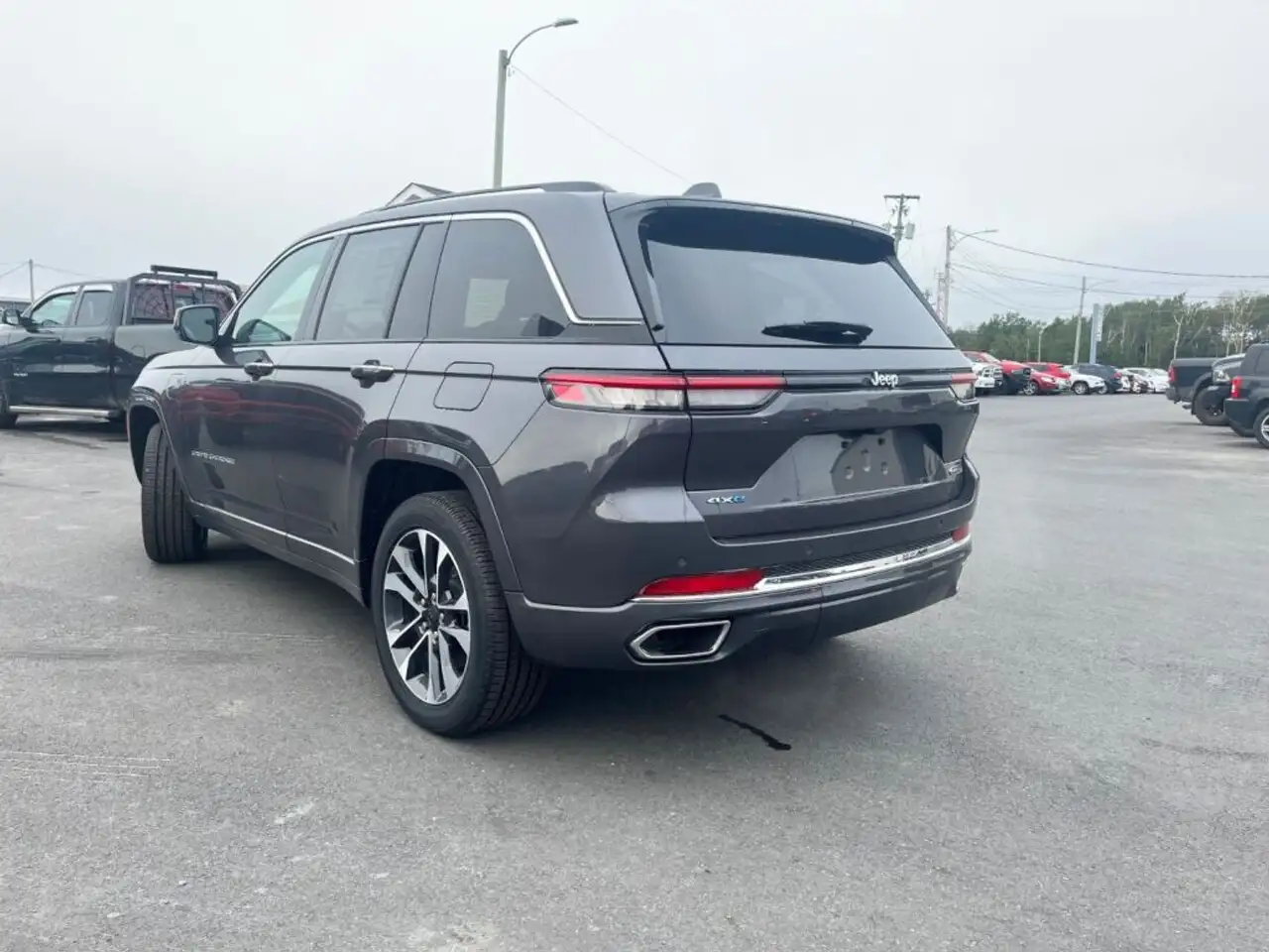 Jeep Grand Cherokee снимка Jeep Grand Cherokee