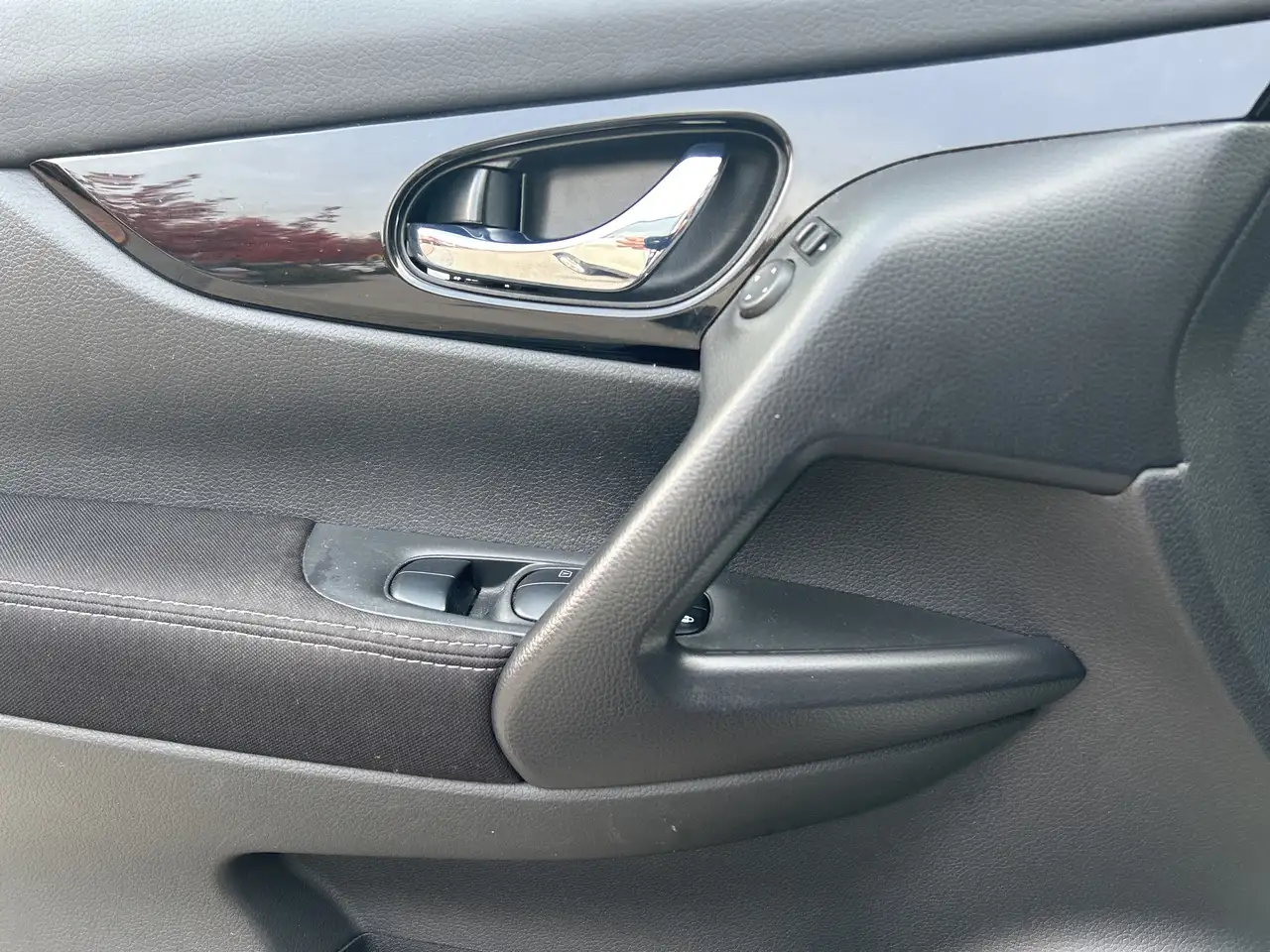 Nissan Qashqai снимка Nissan Qashqai