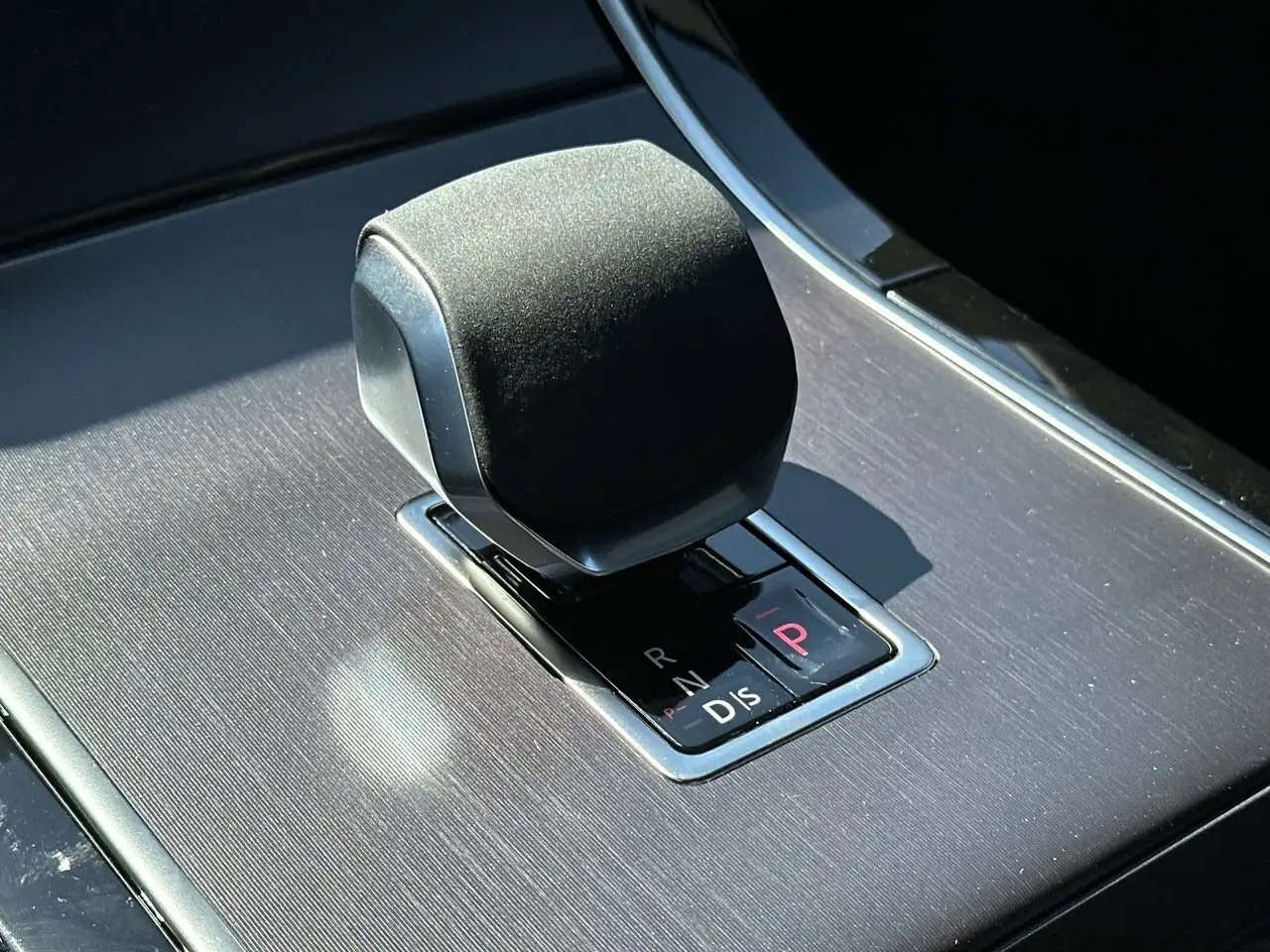Land Rover Range Rover Velar снимка Land Rover Range Rover Velar