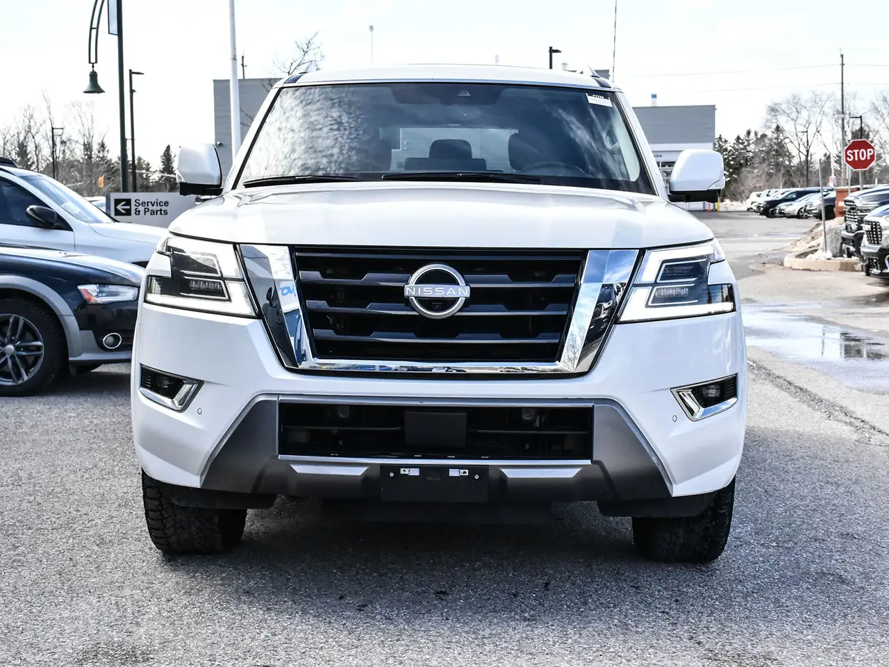 Nissan Armada снимка Nissan Armada