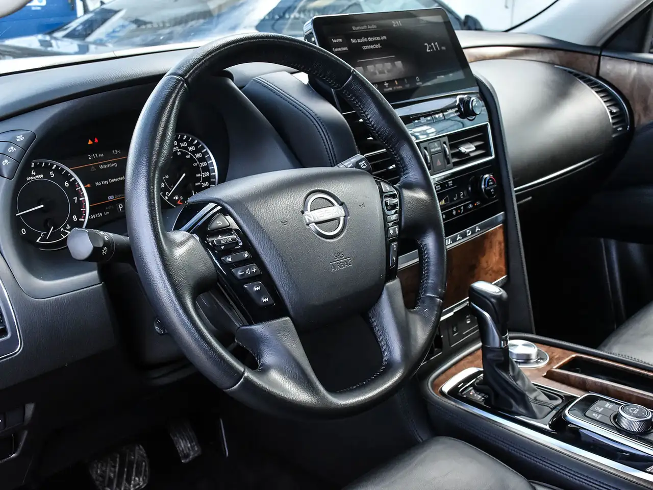 Nissan Armada снимка Nissan Armada