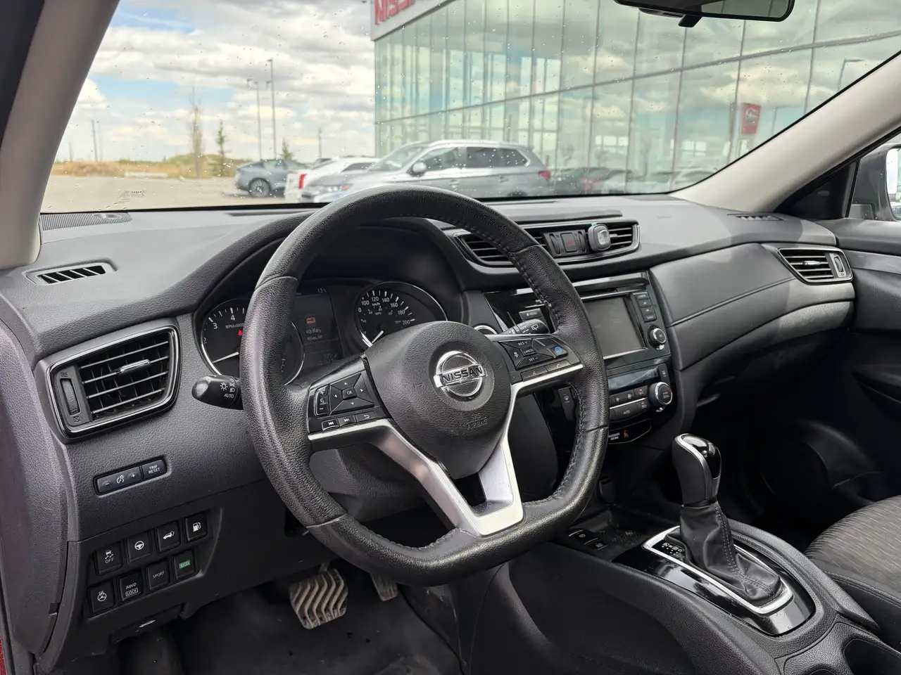 Nissan Rogue photo Nissan Rogue