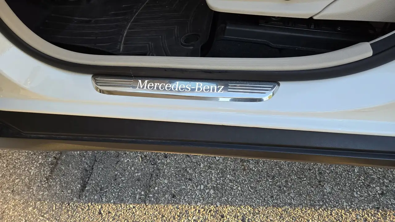 Mercedes-Benz GLC photo Mercedes-Benz GLC