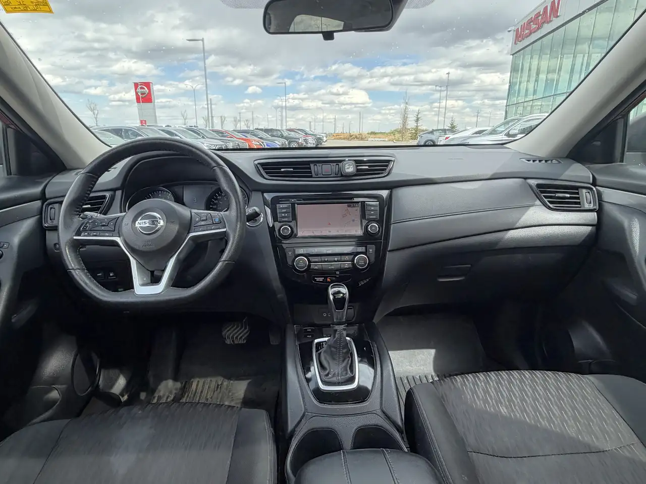 Nissan Rogue photo Nissan Rogue
