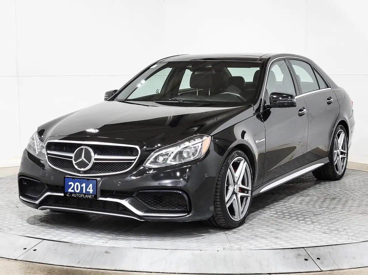 Mercedes-Benz E-Class photo Mercedes-Benz E-Class