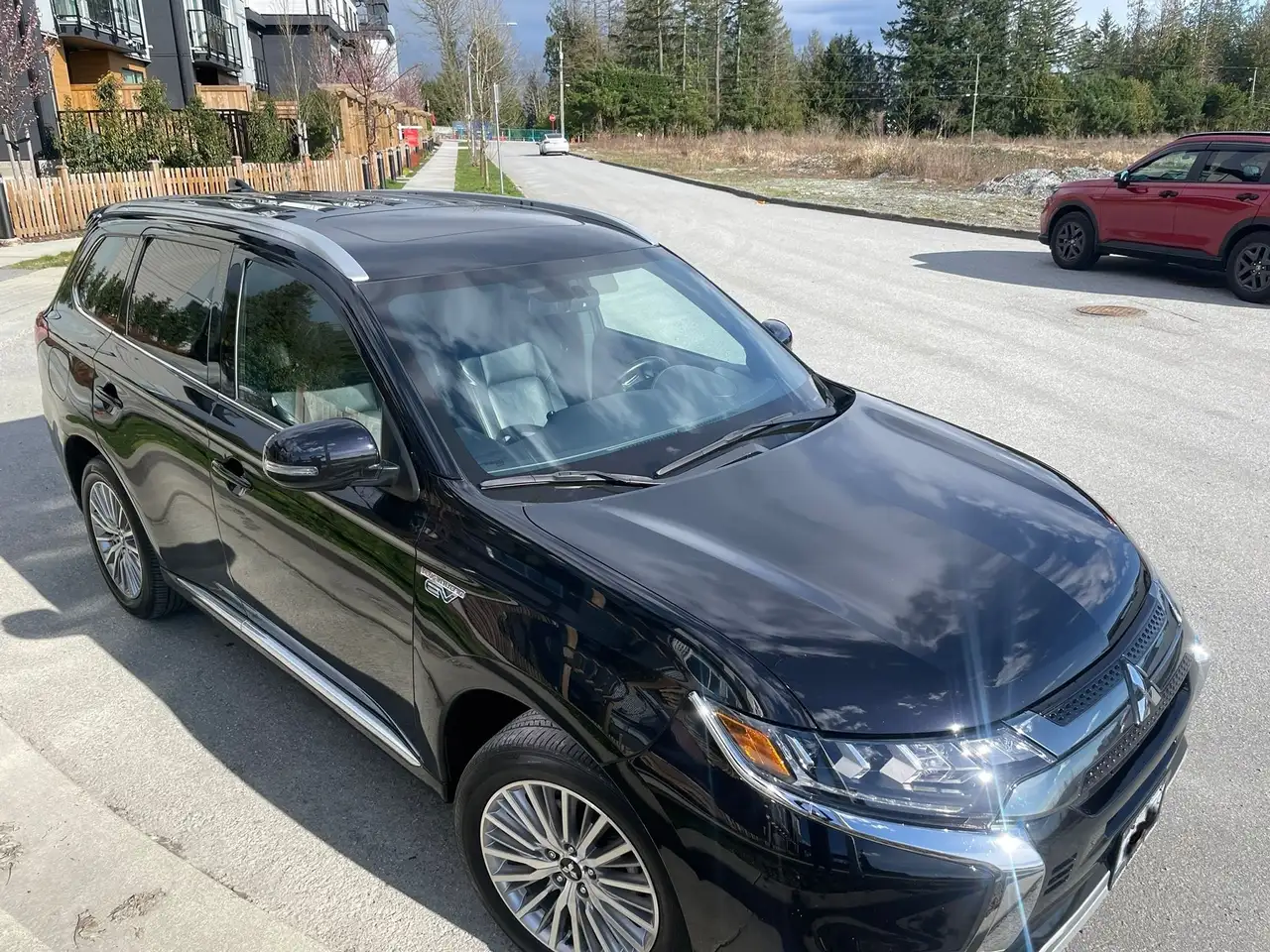 Mitsubishi Outlander снимка Mitsubishi Outlander
