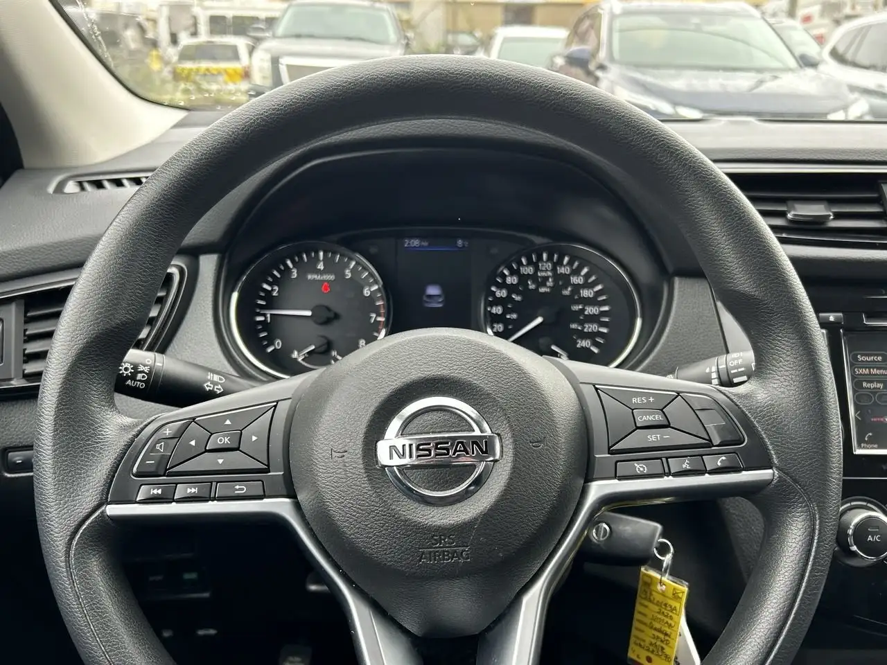 Nissan Qashqai снимка Nissan Qashqai
