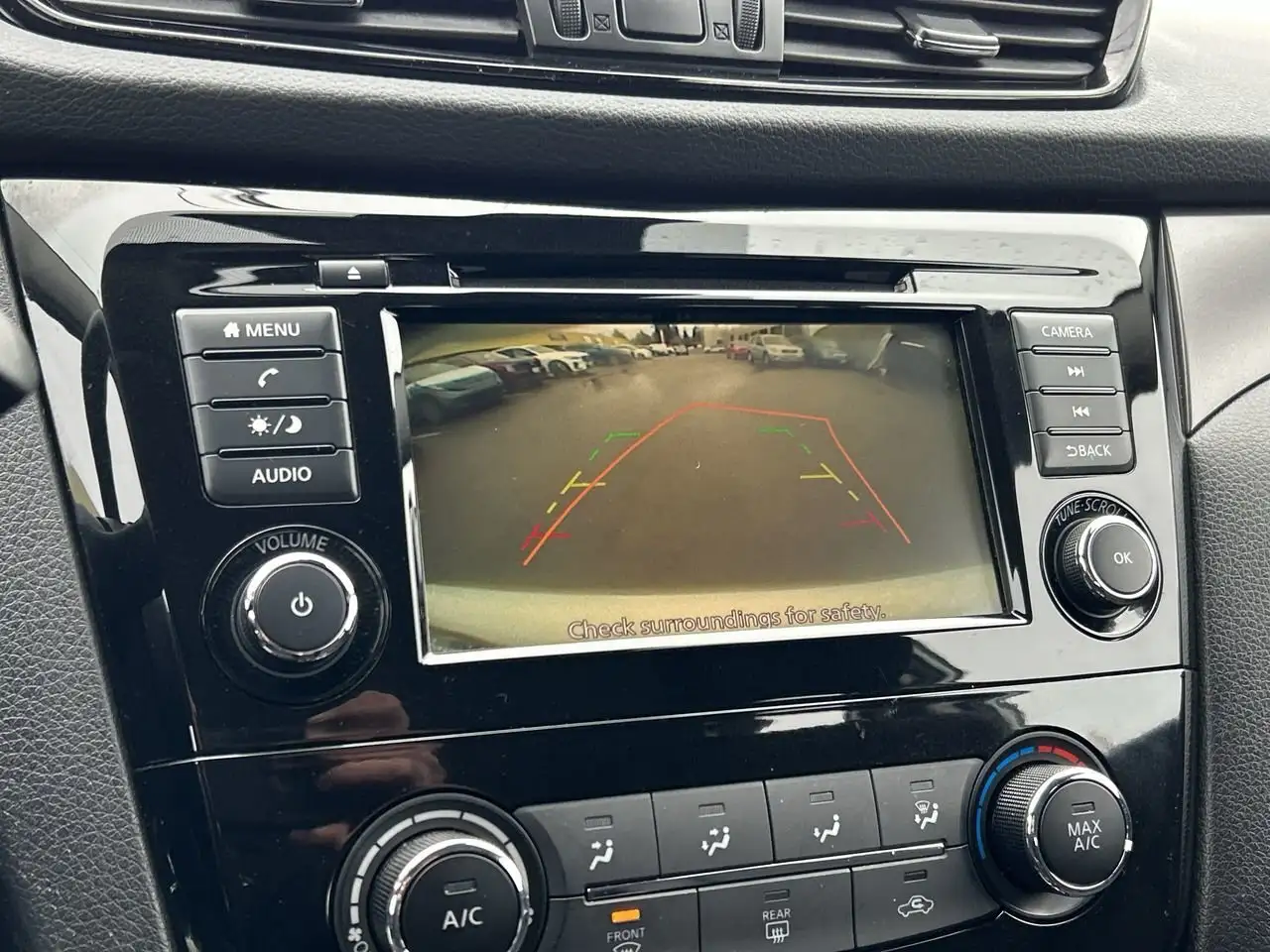 Nissan Qashqai снимка Nissan Qashqai