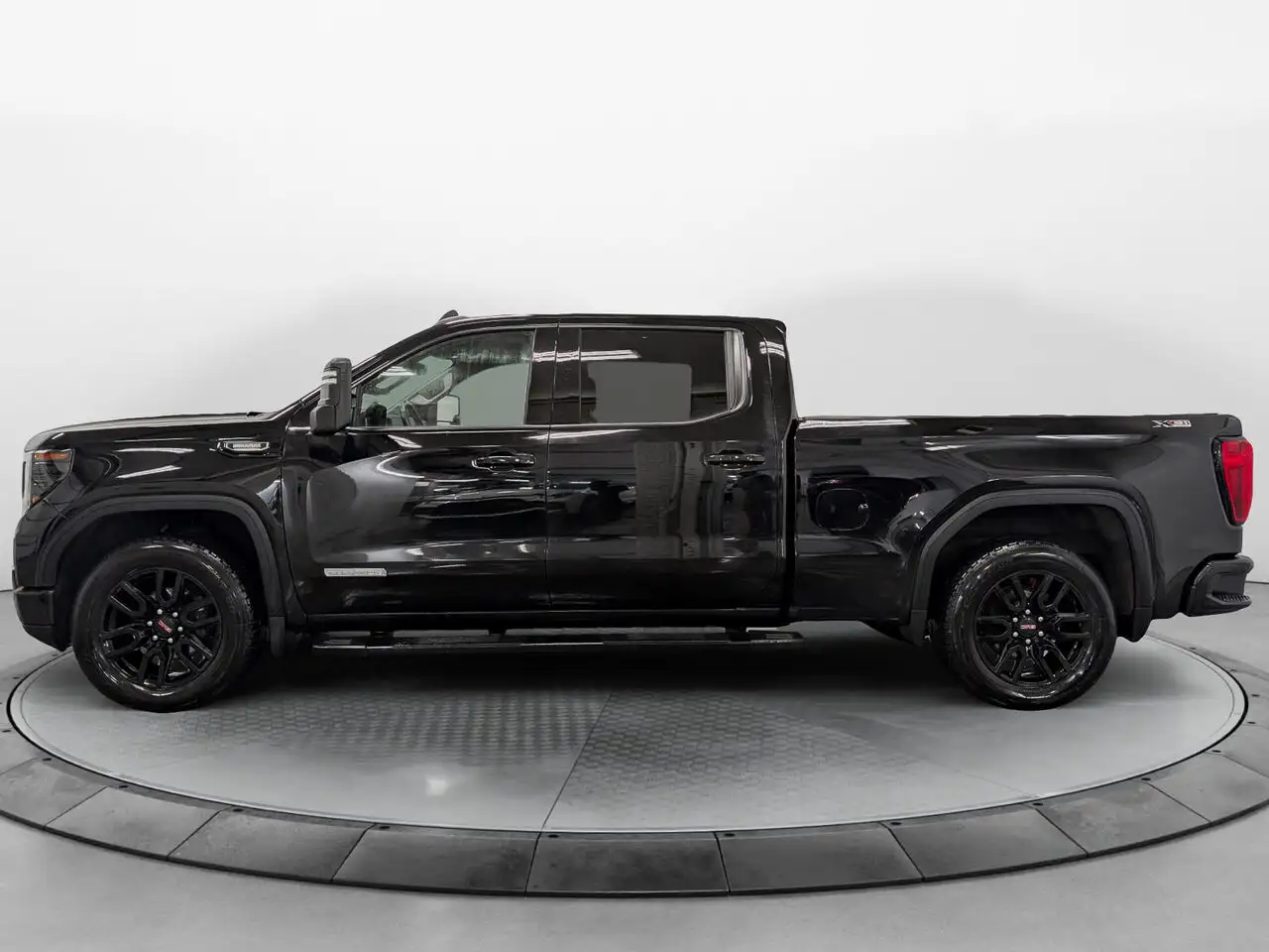 GMC Sierra 1500 photo GMC Sierra 1500