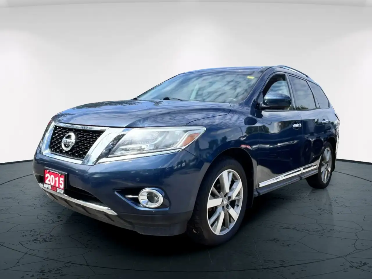 Nissan Pathfinder photo Nissan Pathfinder