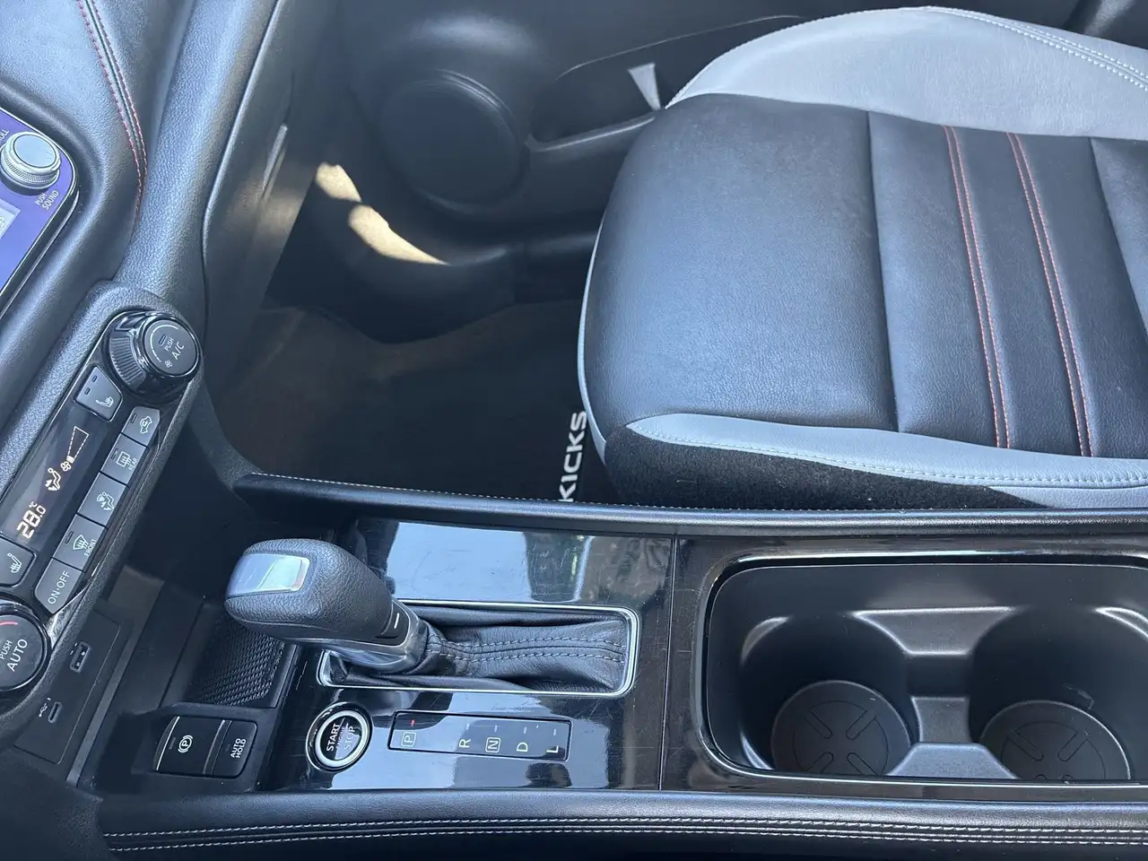Nissan Kicks photo Nissan Kicks
