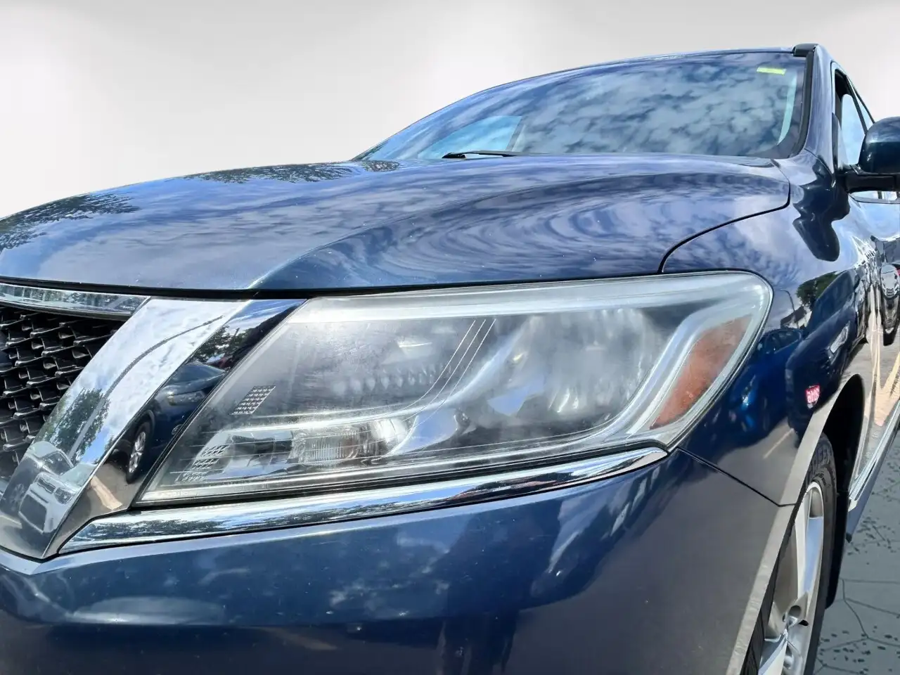 Nissan Pathfinder photo Nissan Pathfinder