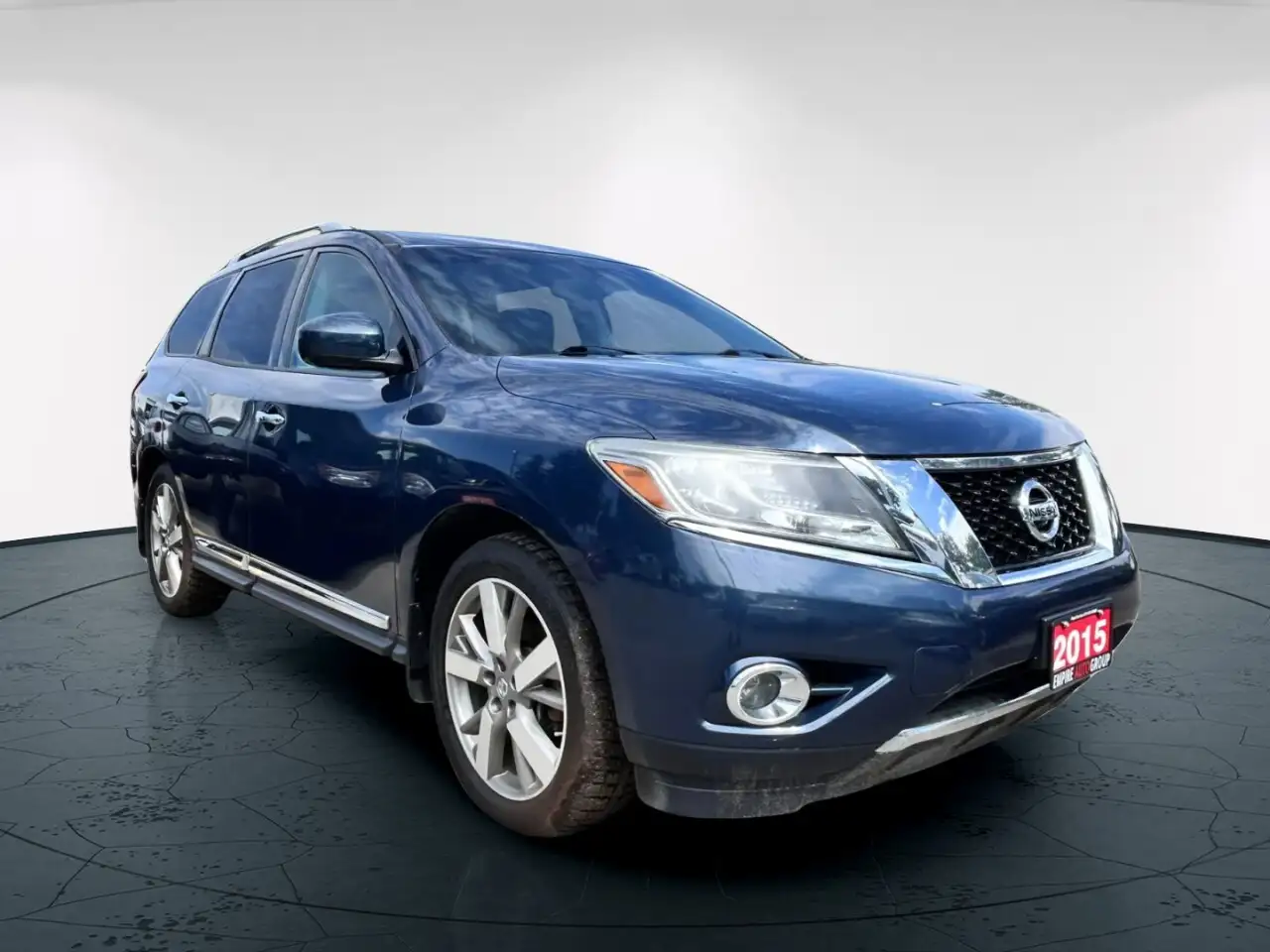 Nissan Pathfinder photo Nissan Pathfinder