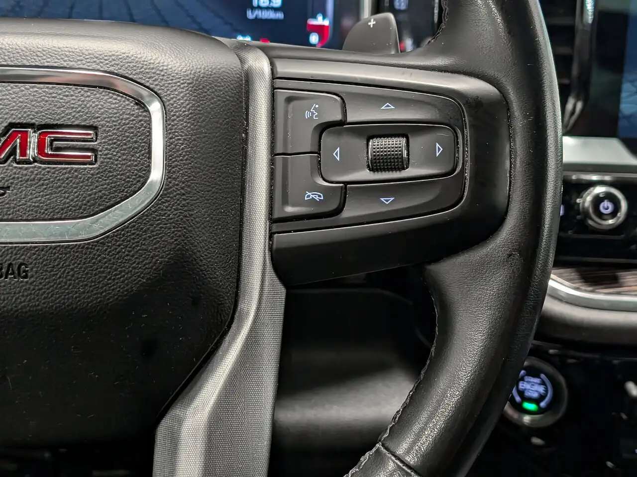 GMC Sierra 1500 photo GMC Sierra 1500