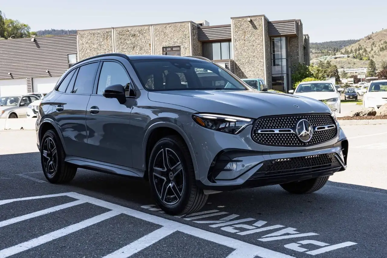 Mercedes-Benz GLC fotografie Mercedes-Benz GLC