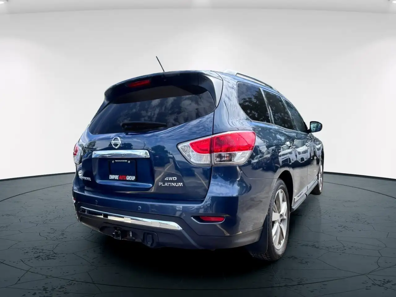 Nissan Pathfinder photo Nissan Pathfinder